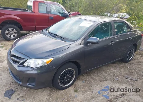 2013 Toyota Corolla L из США, поврежденный, VIN 2T1BU4EE7DC055209